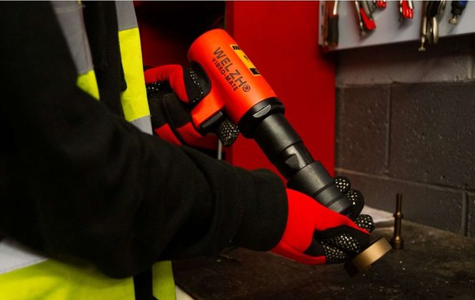 Hovedbilde Vibro hammer med 9 delers adapter sett 1070-WW