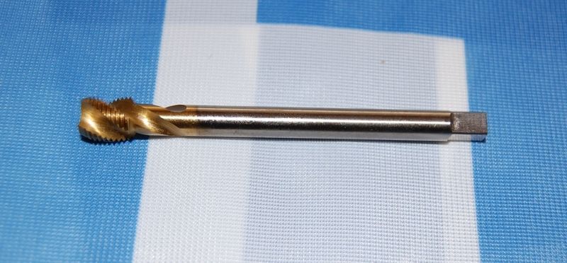 600 200-14 Gjengetapp M10x1